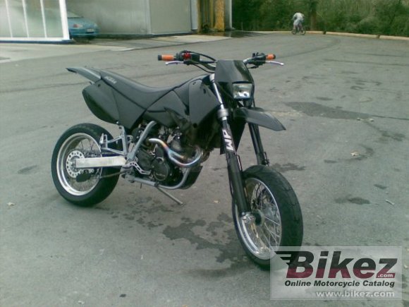 2001 KTM LC4-E 640 Supermoto photo